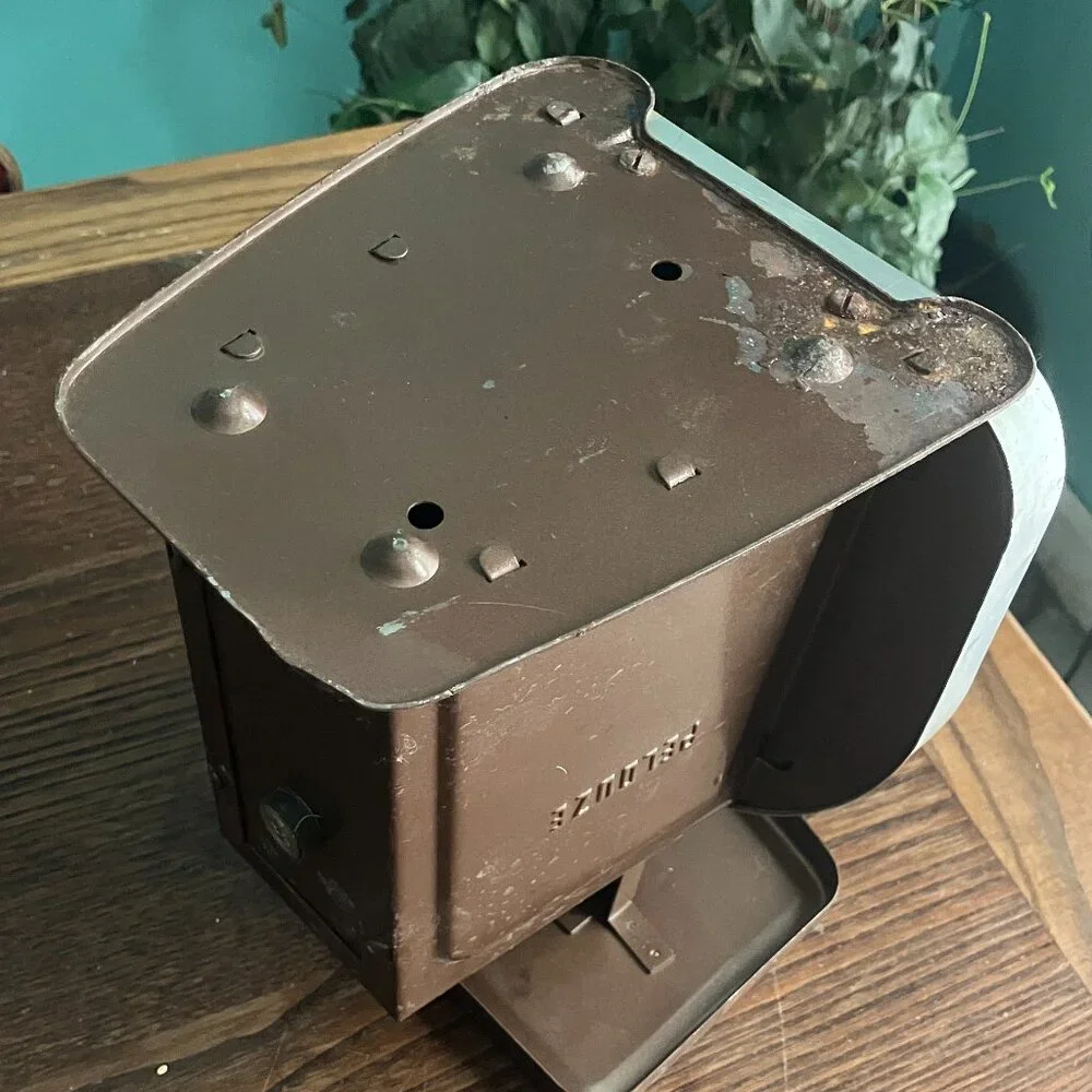 Vintage Pelouze Model Y-50 Postal Scale – 50 lb Capacity – Retro Industrial Deco